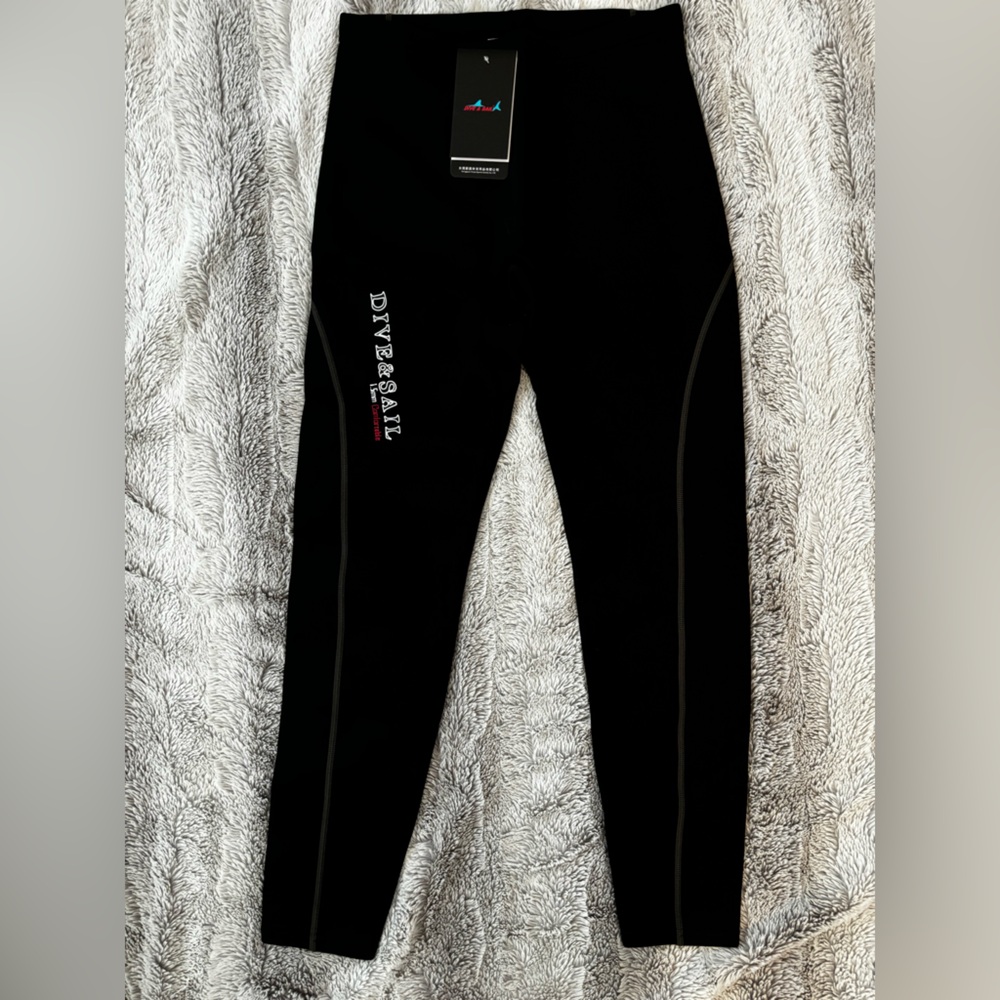 NWT | 1.5mm Wetsuit Pants size XL